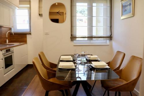 Apartment Mimica, Split center