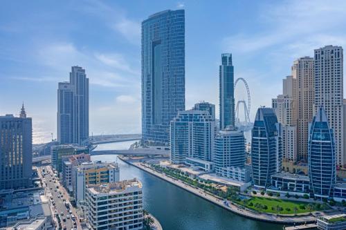 Luxury Marina Waterfront 2BR - Condor Marina Star