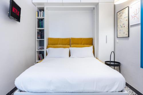 Two Steps From-Duomo Design One Room Flat