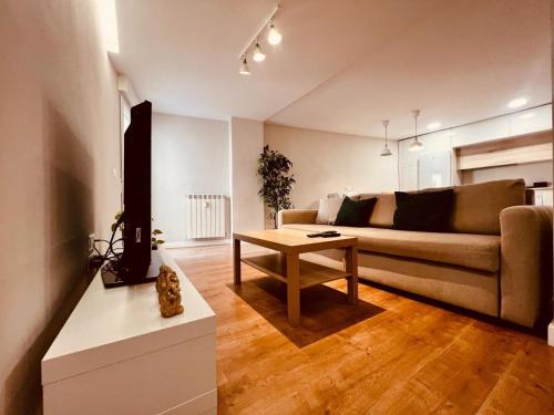 PISO REFORMADO,CENTRICO,TRANQUILO Y CON WIFI VuT 09-398