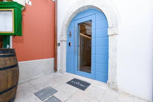 アセンサ・ディ・ブレンソーレにあるCharm Lakefront Apartmentsのギャラリーの写真