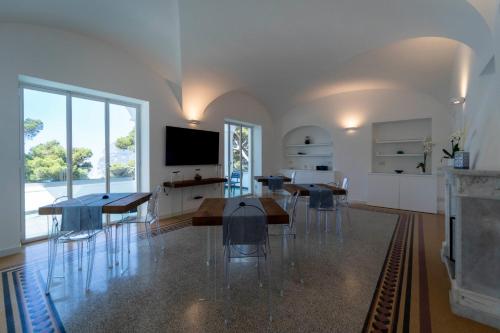 Μια τηλεόραση ή/και κέντρο ψυχαγωγίας στο Villa L'Ara