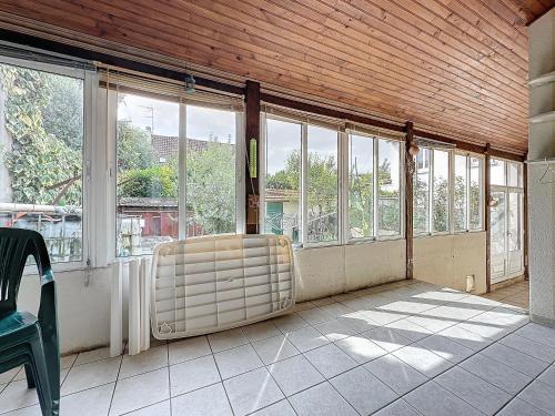 Photo de la galerie de l'établissement House with garden 20 minutes from Stade de France, à Saint-Denis