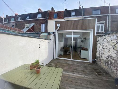 Balkón nebo terasa v ubytování Maison 5min du vieux-Lille avec extérieur pour 1 à 6 personnes