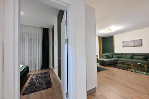 Χώρος καθιστικού στο Lux Apartmani Novi Park