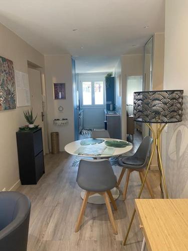 Super top my clean flat 53 Marseille vieux port photo 10