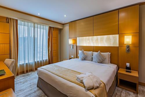 Carlton Downtown Hotel Image