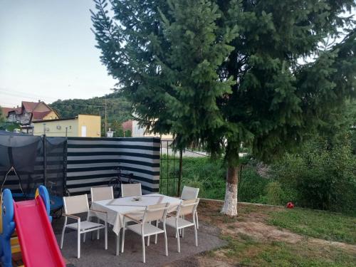 Foto dalla galleria di 2Rivers a Săsciori