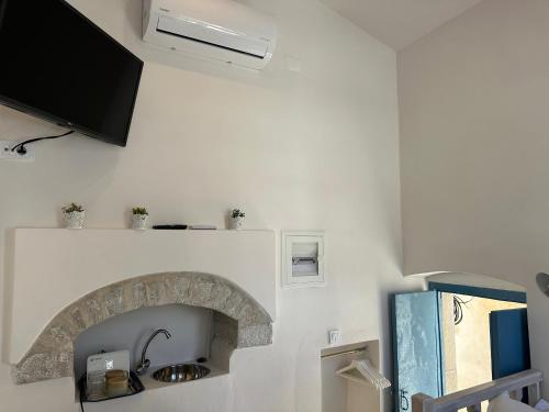 Televisyen dan/atau pusat hiburan di Little Gem Symi Boutique Studio