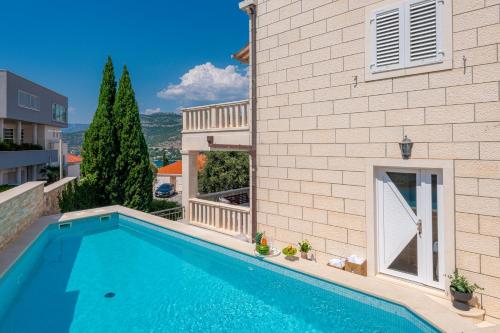 Apartment Barbara with Private pool