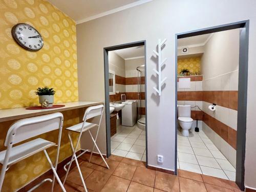 Koupelna v ubytování Apartmány Nad ZOO