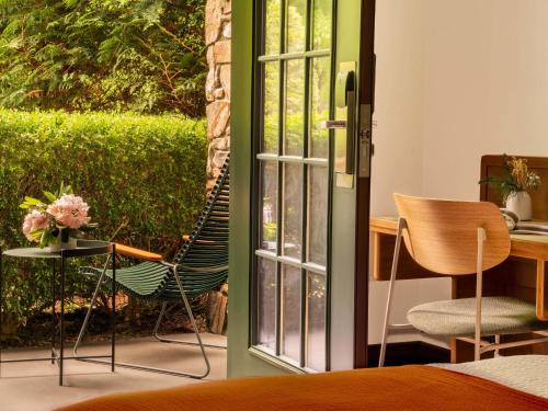 Ruang duduk di Trailborn Highlands, Outdoor Collection by Marriott Bonvoy