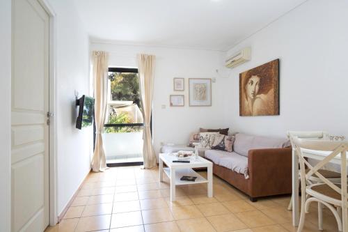 Lovely Cosy Apartment In Papagos