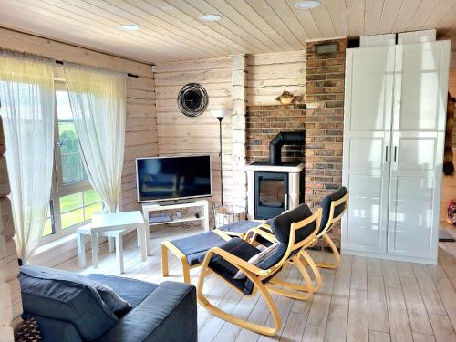 Μια τηλεόραση ή/και κέντρο ψυχαγωγίας στο GREY PINE HOUSE