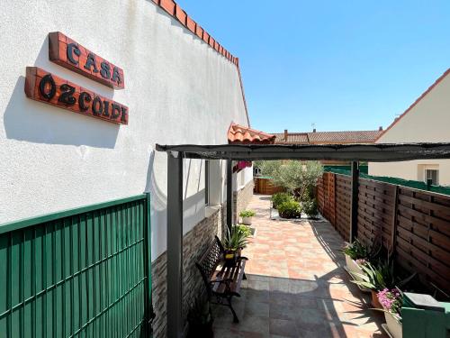 Billede fra billedgalleriet på Casa Ozcoidi, acogedor alojamiento con jardín y piscina en el centro de Navarra i Pitillas