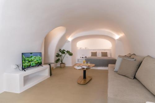 Santorini Wine Villa Downtown Fira