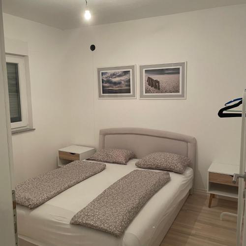 Postel nebo postele na pokoji v ubytování Villa Elezovic