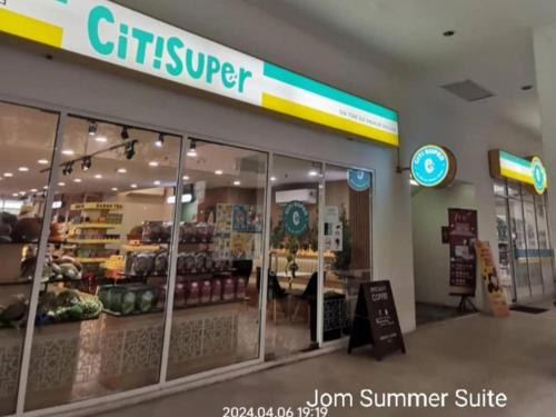 Supermarket nebo jiné obchody v  ubytování v soukromí nebo okolí