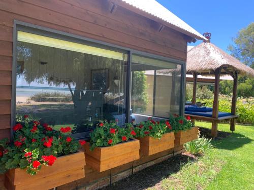 Κήπος έξω από το Beach House Dunsborough