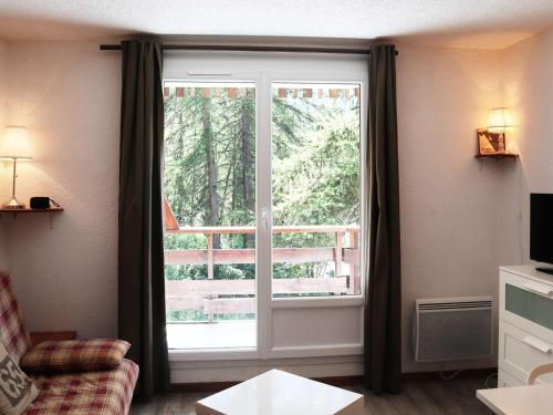 Studio cosy pour 4 pers, à 5 min des remontées, quartier calme, balcon, parking disponible - FR-1-322-634