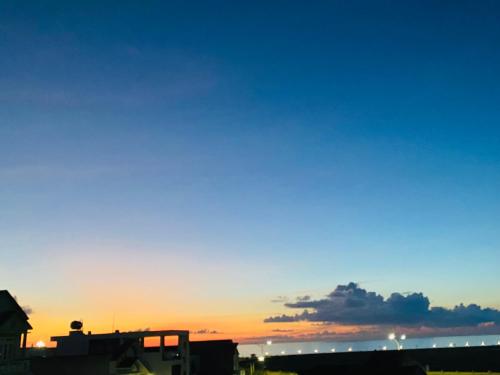 an image of a sunset with the sky at Anna homestay- Đông Tác, Tuy Hoà, Phú Yên in Ðông Tác (1)