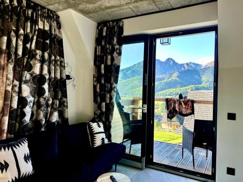 Schronisko Zmysłów - Apartament 6