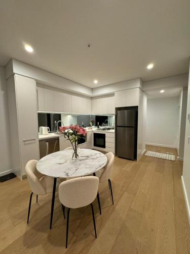 Sydney Private Homeにあるキッチンまたは簡易キッチン