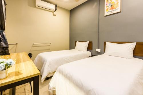 Letto o letti in una camera di Urban 10pax Terrace Gem near Sunway Carnival