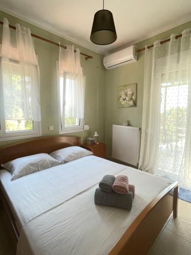 Voodi või voodid majutusasutuse Myrvalis resort by the sea toas