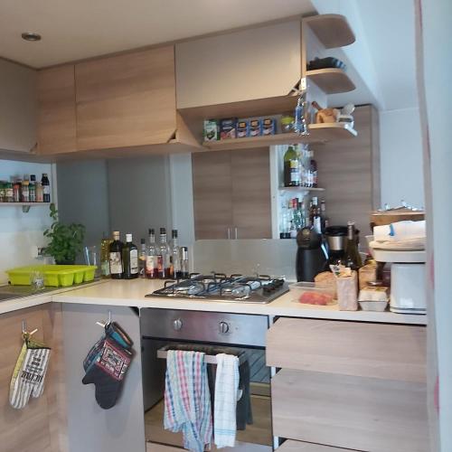 Photo de la galerie de l'établissement Mobil Home 3 Chambres 2 Salle d'eau au calme dans Camping 4 étoiles, à Lattes