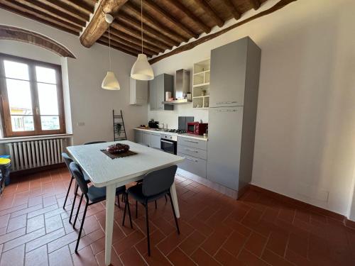 Η κουζίνα ή μικρή κουζίνα στο Casa di Michele nel Chianti