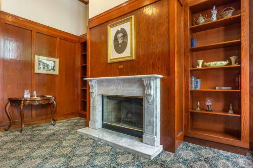 Best Western Plus Pioneer Square Hotel Downtown Image