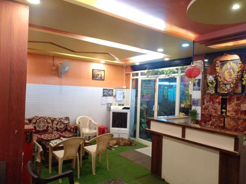 Imagine din galeria proprietății Octave Hotel Sai Shine Inn în Bangalore