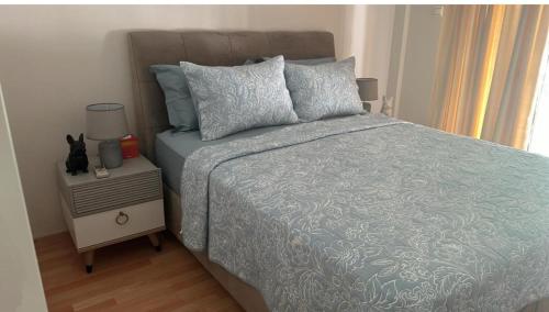 Apartment with Stunning Views - Sleeps 3 & Parking