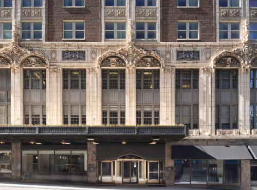 Hotel Phillips Kansas City, Curio Collection By Hilton Image