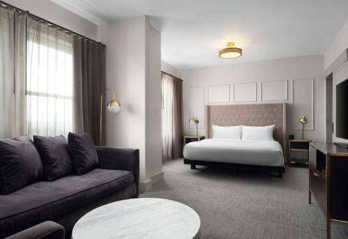 Hotel Phillips Kansas City, Curio Collection By Hilton Image