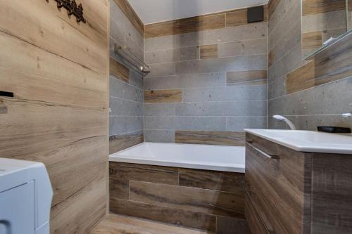 CRISTALINNES Tres bel appartement trois Chambres Tres jolie vue