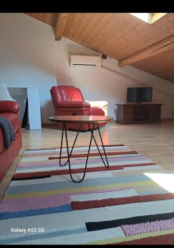 Gallery image of Ina in Lavena Ponte Tresa