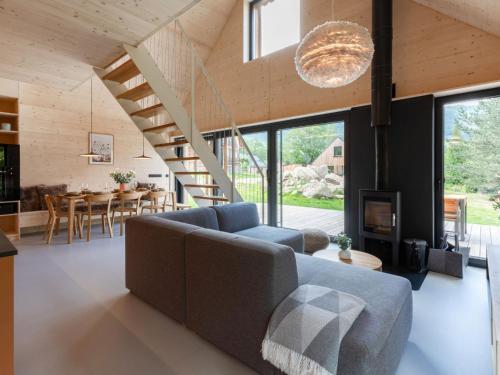 Posezení v ubytování Holiday Home Pod Smědavou 1 by Interhome