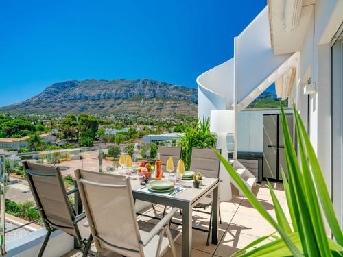Apartment Marina Real I Penthouse by Interhome