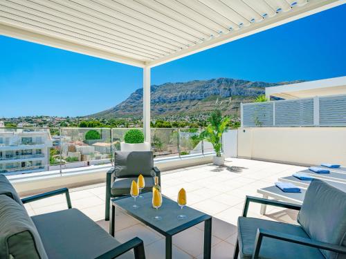 Apartment Marina Real I Penthouse by Interhome