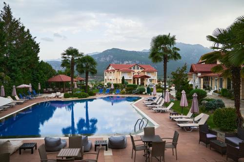 Famissi Suites
