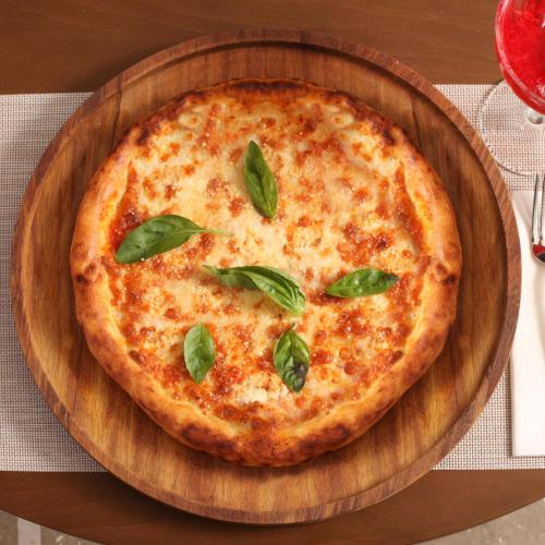 Comida en o cerca de este hotel