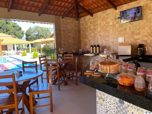 Φαγητό σε αυτό το ξενοδοχείο ή κάπου εκεί κοντά