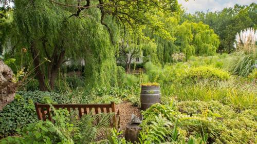 Le Franschhoek Hotel & Spa by Dream Resortsにある庭