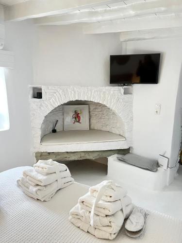 SAO Smallport Naoussa Paros