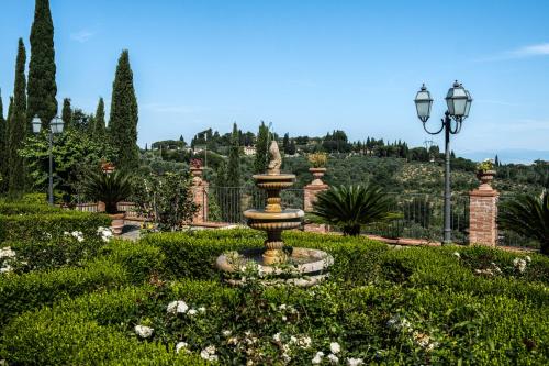 Κήπος έξω από το Residenza Il Colle