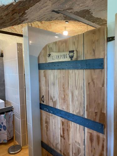 Φωτογραφία από το άλμπουμ του La Nocciolaia Glamping σε Lequio Tanaro