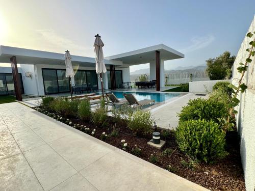 Ashta Suites - Nora Suite