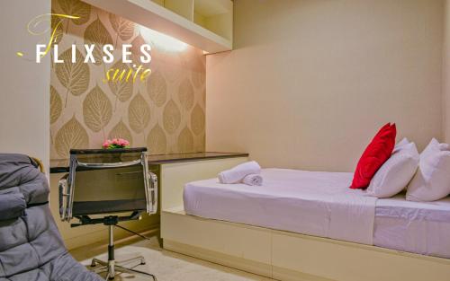 Кровать или кровати в номере Flixses Suites at Platinum KLCC
